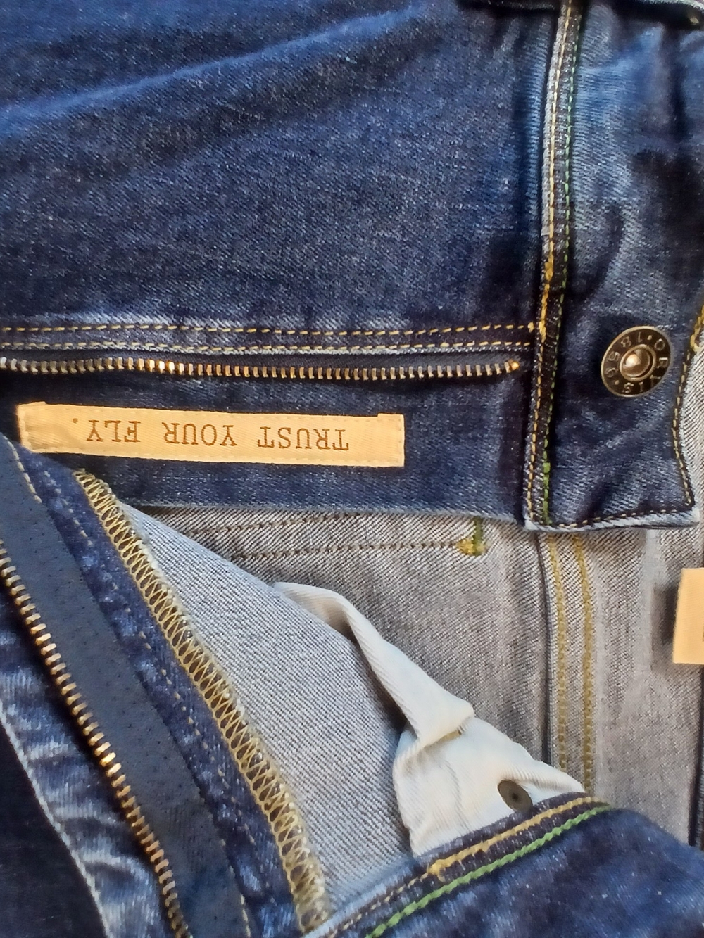 Orvis Men's Straight-Leg Jeans in Dark Blue Denim - Picture 4 of 8